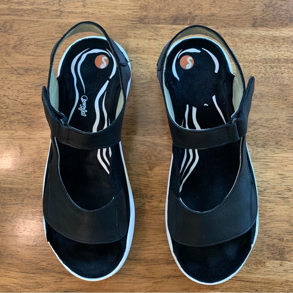 Softinos Weal Black Leather Strap Sandals; Size 9-9.5 - Picture 4 of 9